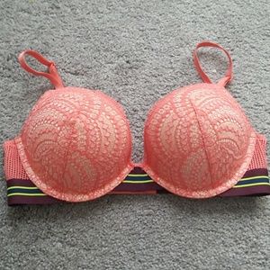 Victoria's secret Bombshell bra